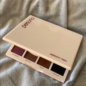 Persona identity Two palette